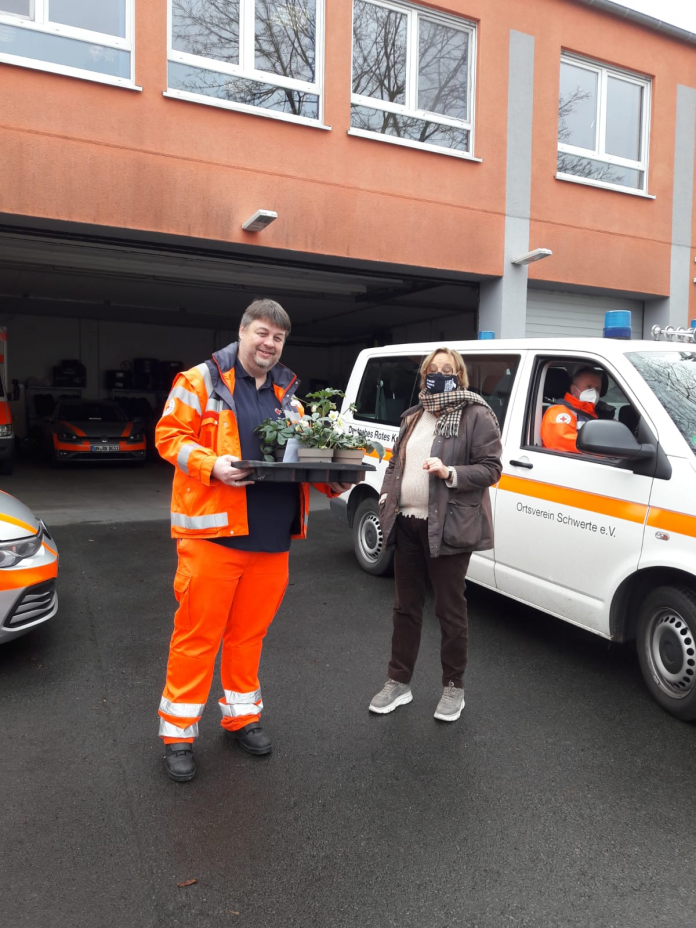 B53FC443-7100-4CC4-B09D-514402F4C93C