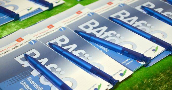 Symbolfoto_BAfoeG_-_Foto_B