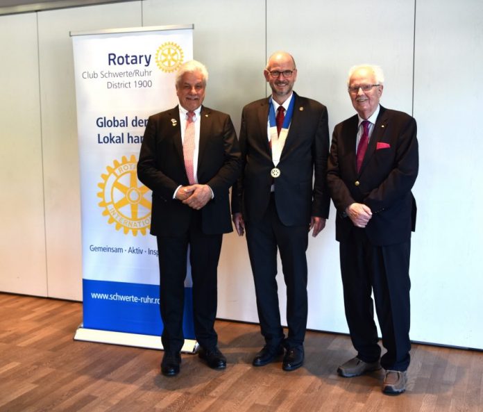 Pressefoto Ämterübrgabe