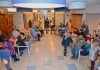 Grundschulkinder verschenkten über 400 „Glücklich(t)“-Tüten an Menschen in Altenheimen