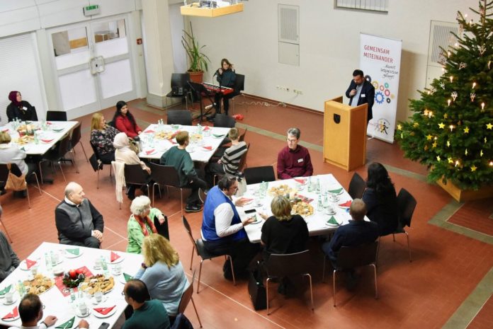 Foto_Interreligioese_Weihnachtsfeier