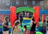 FKS-Schüler*innen feiern Mottoparty dank Schülerhaushalt