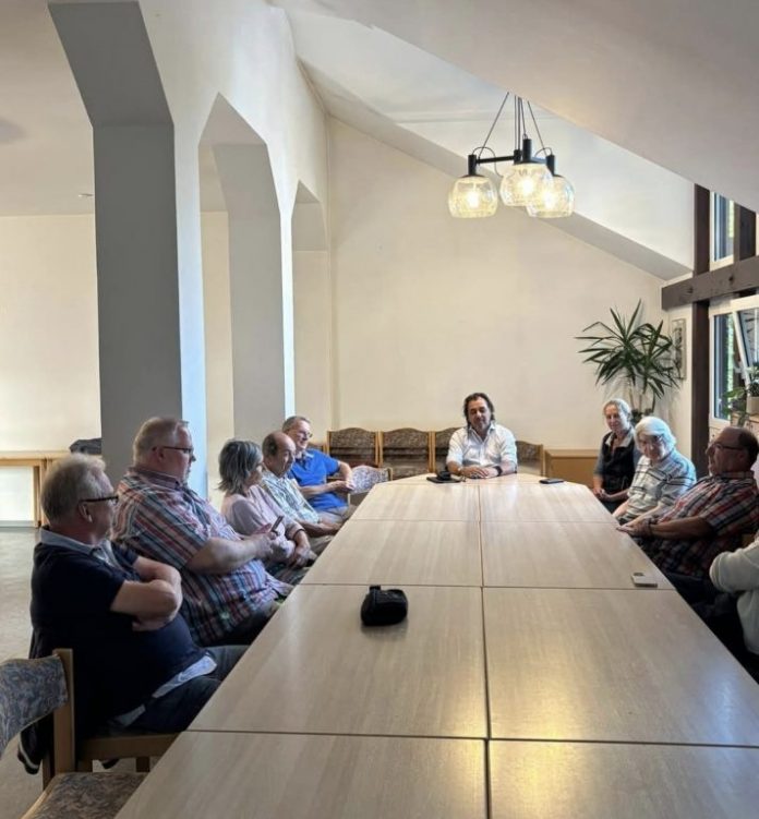 Screenshot_20250810_121528_Facebook