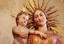 Minigottesdienst startet wegen Taufe Sonntag etwas später