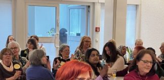 Power, Prosecco und 40 Jahre Frauenpower im Rathaus