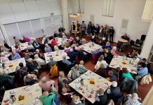 Schwerter Seniorentheater „Die wilden Alten“ begeistert im Bürgersaal