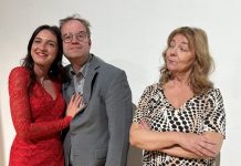 „Zurück zum Happy End” feiert Premiere im Theater am Fluss