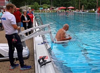 Inklusion im Wasser – Beckenlift im Elsebad
